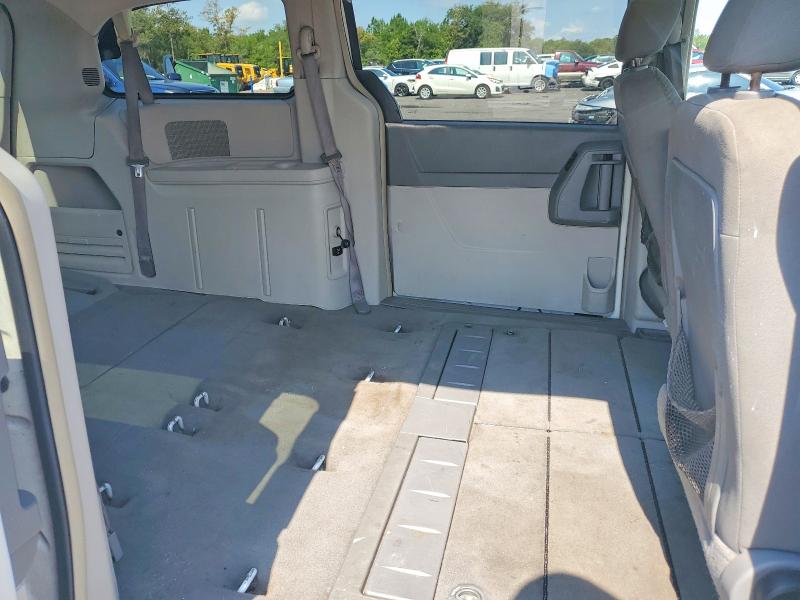 2010 Dodge Grand Caravan მანქანა იყიდება აუქციონზე, vin: 2D4RN5D1XAR273238, აუქციონის ნომერი: 55319506