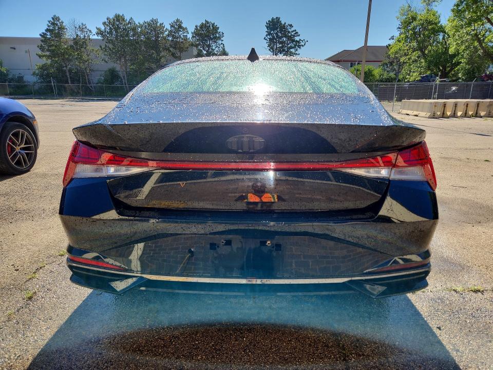 2022 Hyundai Elantra მანქანა იყიდება აუქციონზე, vin: KMHLP4AG3NU330318, აუქციონის ნომერი: 57549146