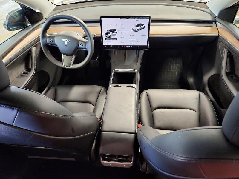 2024 Tesla Model Y მანქანა იყიდება აუქციონზე, vin: 7SAYGDEE1RA256009, აუქციონის ნომერი: 58473956