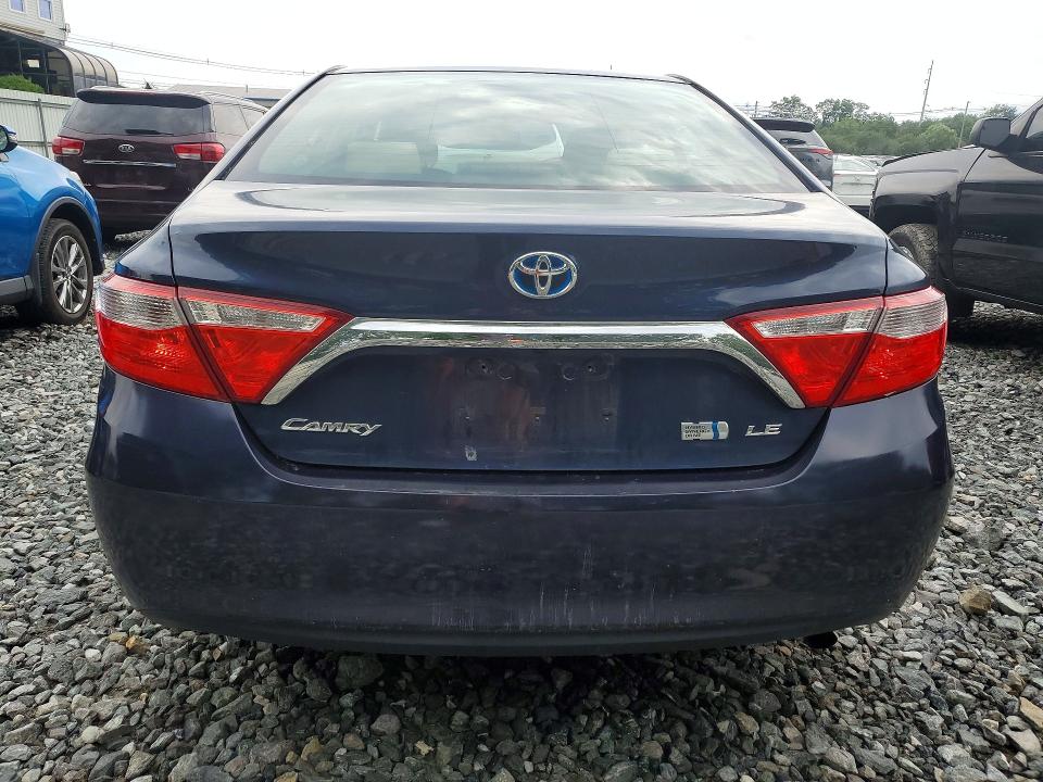 2015 Toyota Camry Hybrid მანქანა იყიდება აუქციონზე, vin: 4T1BD1FK0FU162560, აუქციონის ნომერი: 57462856