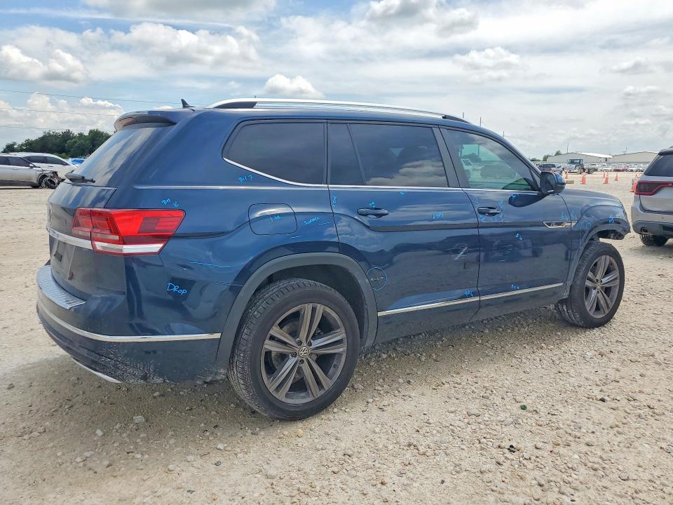 55066586 :رقم المزاد ، 1V2FR2CA0JC575424 vin ، 2018 Volkswagen Atlas مزاد بيع