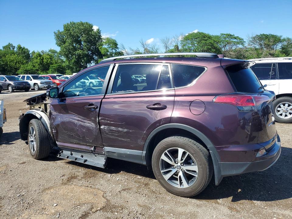 Продаж на аукціоні авто 2017 Toyota Rav4, vin: 2T3RFREV7HW684504, номер лоту: 57031406
