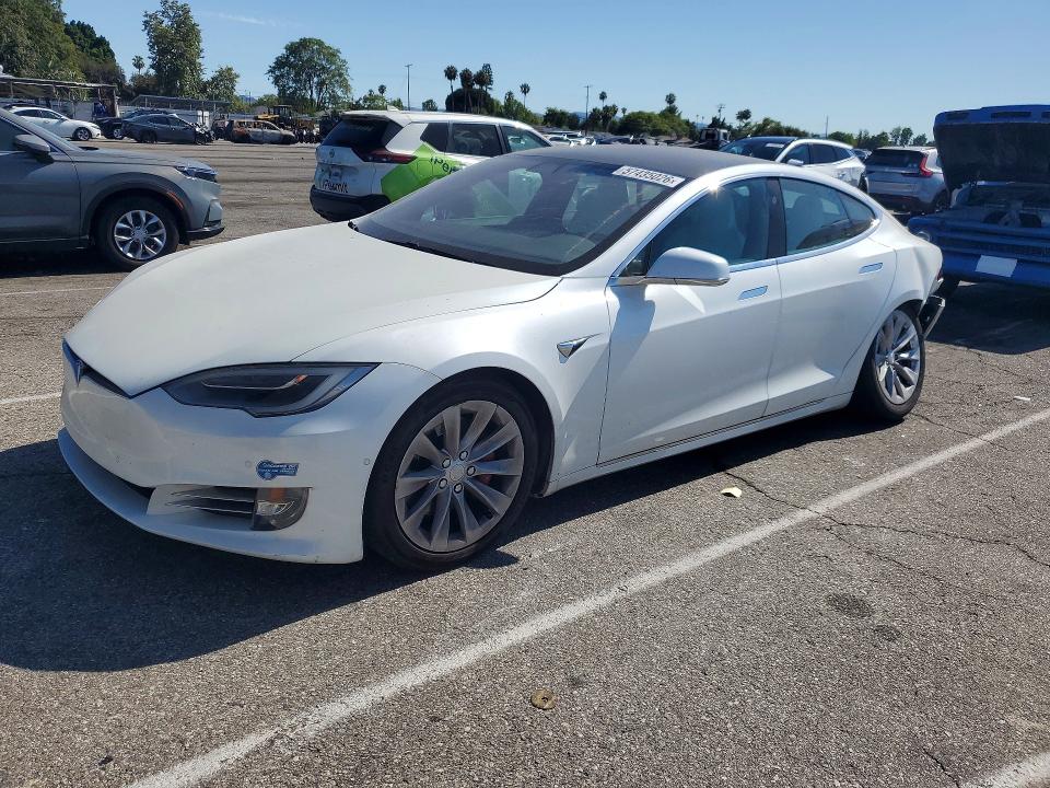 Продажа на аукционе авто 2019 Tesla Model S, vin: 5YJSA1E25KF337242, номер лота: 57435026