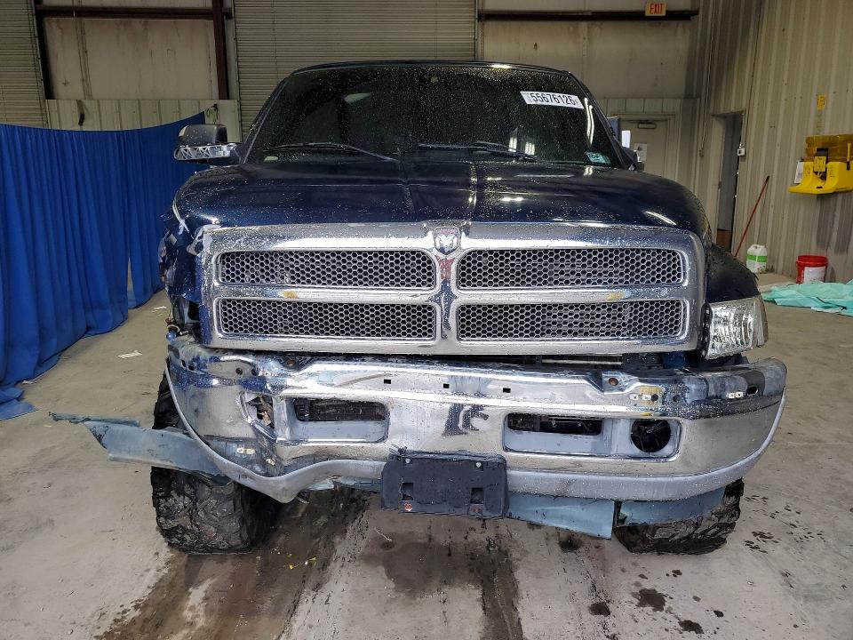 55676126 :رقم المزاد ، 1B7KF23671J291661 vin ، 2001 Dodge Ram 2500 مزاد بيع