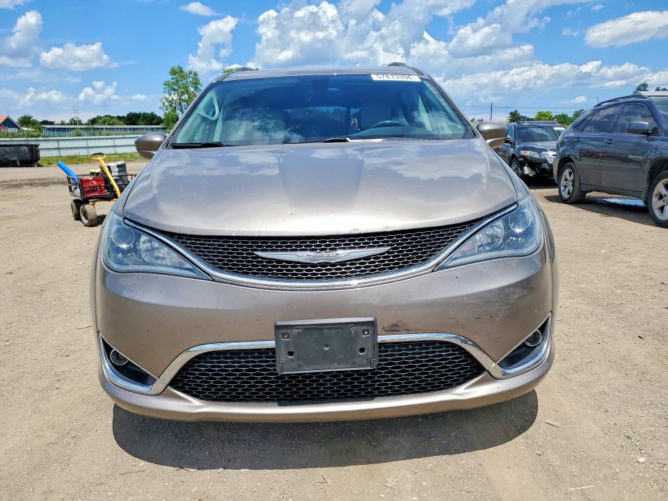 2017 Chrysler Pacifica მანქანა იყიდება აუქციონზე, vin: 2C4RC1EG4HR669772, აუქციონის ნომერი: 57813396