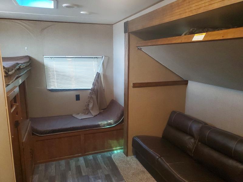 Продажа на аукционе авто 2018 Keystone Zinger, vin: 4YDT32824JS370358, номер лота: 56851006