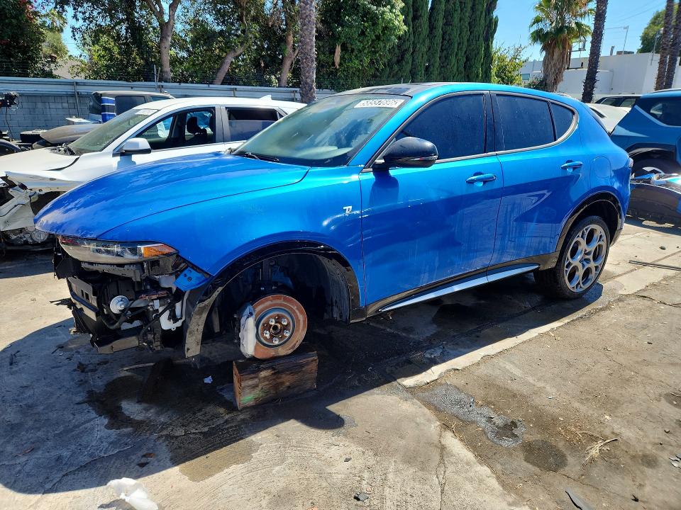 2024 Alfa Romeo Tonale მანქანა იყიდება აუქციონზე, vin: ZASPATCW9R3044897, აუქციონის ნომერი: 58557696