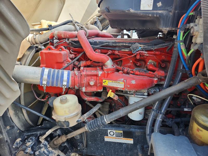 57897346 :رقم المزاد ، 1XPBA48XXGD361705 vin ، 2016 Peterbilt 579 مزاد بيع