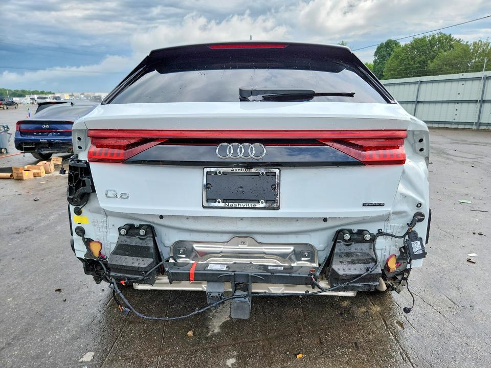 57359696 :رقم المزاد ، WA1FVAF15MD022943 vin ، 2021 Audi Q8 مزاد بيع