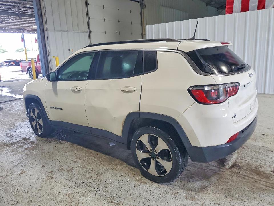 57429106 :رقم المزاد ، 3C4NJCBB8JT194526 vin ، 2018 Jeep Compass مزاد بيع
