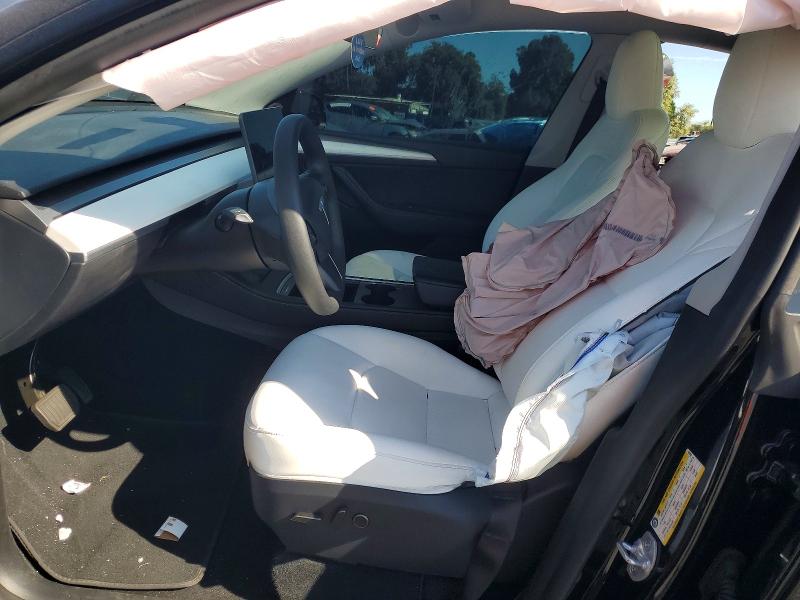 56351876 :رقم المزاد ، 7SAYGAEE7RF185593 vin ، 2024 Tesla Model Y مزاد بيع