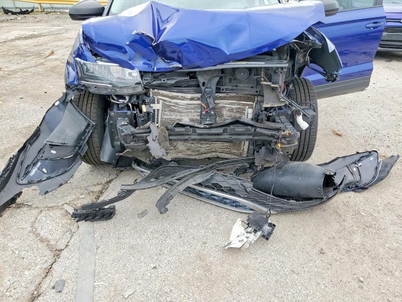 58779826 :رقم المزاد ، 3VVMX7B22NM023046 vin ، 2022 Volkswagen Taos مزاد بيع