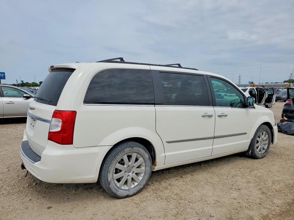 57336066 :رقم المزاد ، 2A4RR8DG4BR676151 vin ، 2011 Chrysler Town & Country مزاد بيع