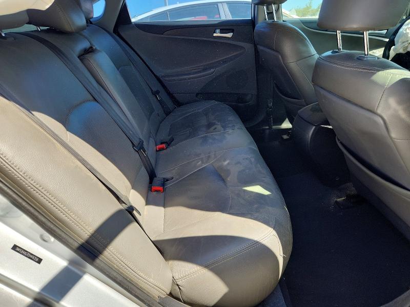 56530606 :رقم المزاد ، 5NPEB4AC7CH416358 vin ، 2012 Hyundai Sonata مزاد بيع