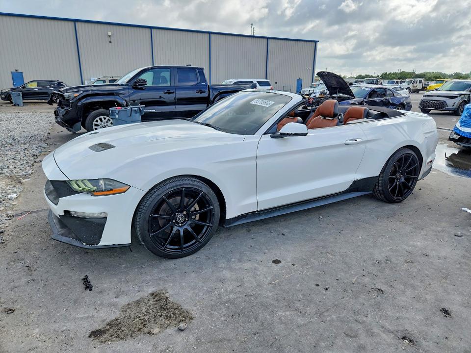 Auction sale of the 2020 Ford Mustang, vin: 1FATP8UHXL5112812, lot number: 55709806