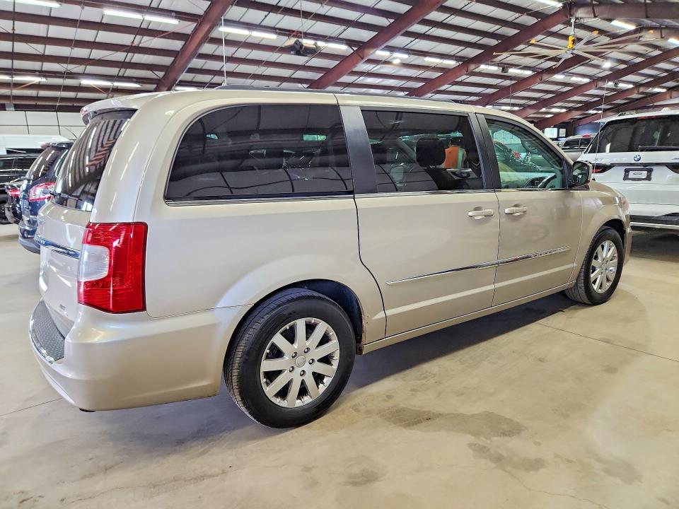 56873326 :رقم المزاد ، 2C4RC1BG3ER404356 vin ، 2014 Chrysler Town & Country مزاد بيع