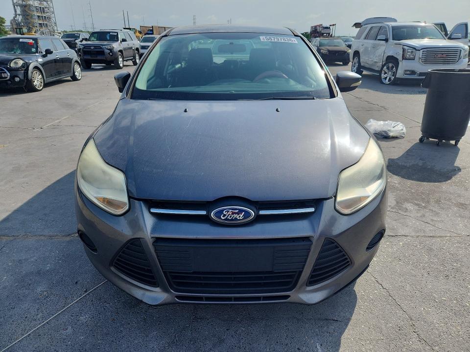 2013 Ford Focus მანქანა იყიდება აუქციონზე, vin: 1FADP3F27DL311832, აუქციონის ნომერი: 58797836
