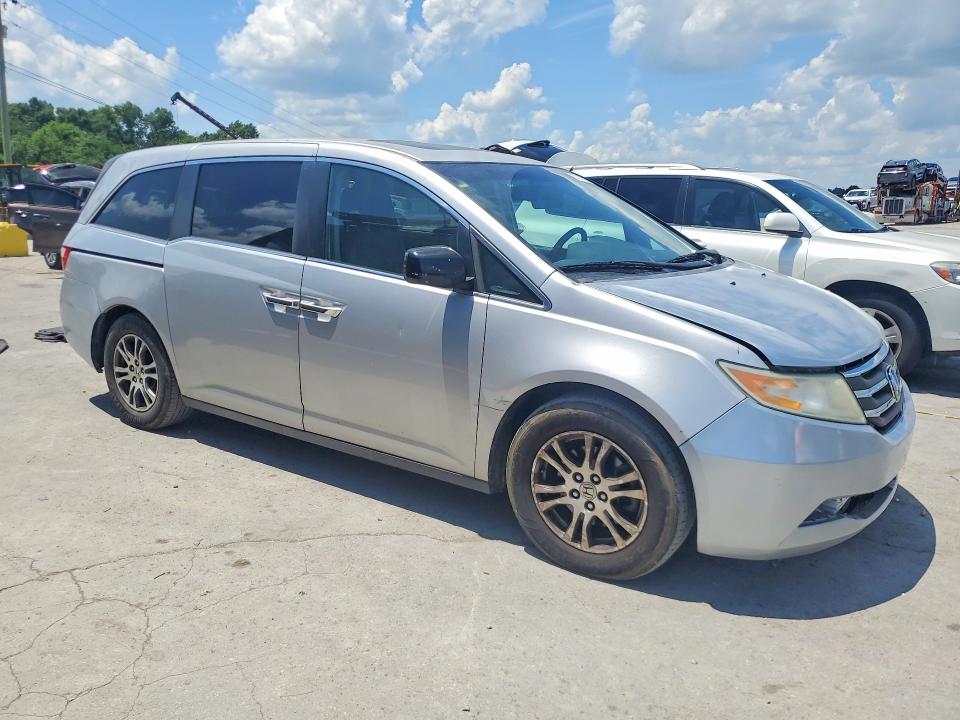 57215676 :رقم المزاد ، 5FNRL5H61DB045783 vin ، 2013 Honda Odyssey مزاد بيع