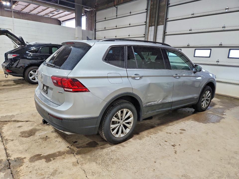 56397986 :رقم المزاد ، 3VV2B7AX8KM081838 vin ، 2019 Volkswagen Tiguan مزاد بيع