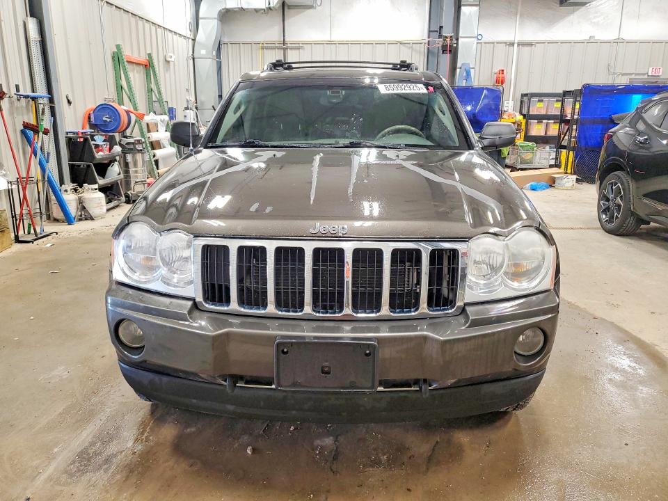 2005 Jeep Grand Cherokee მანქანა იყიდება აუქციონზე, vin: 1J4HR58245C730537, აუქციონის ნომერი: 85992925