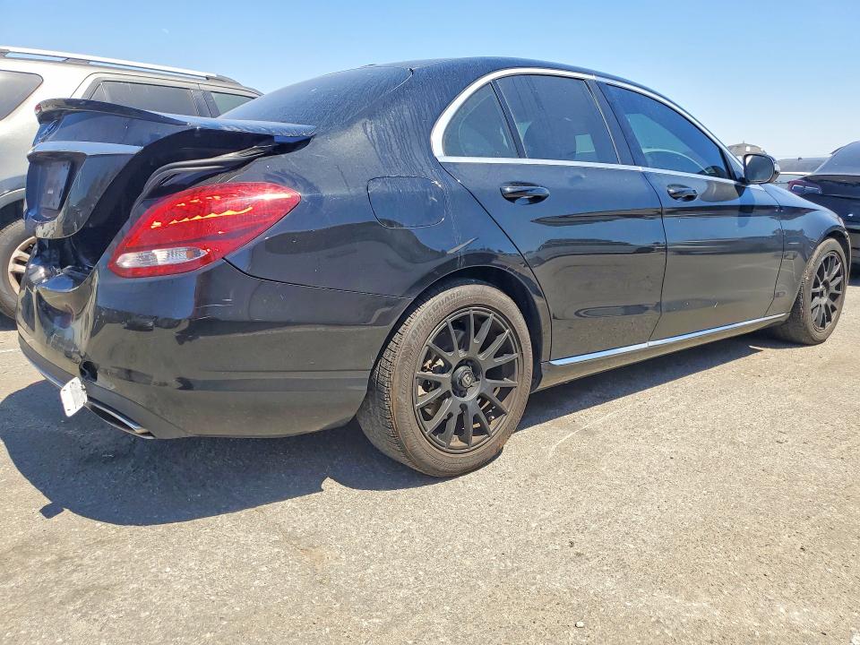 58424286 :رقم المزاد ، 55SWF4JB4FU072716 vin ، 2015 Mercedes-benz C مزاد بيع