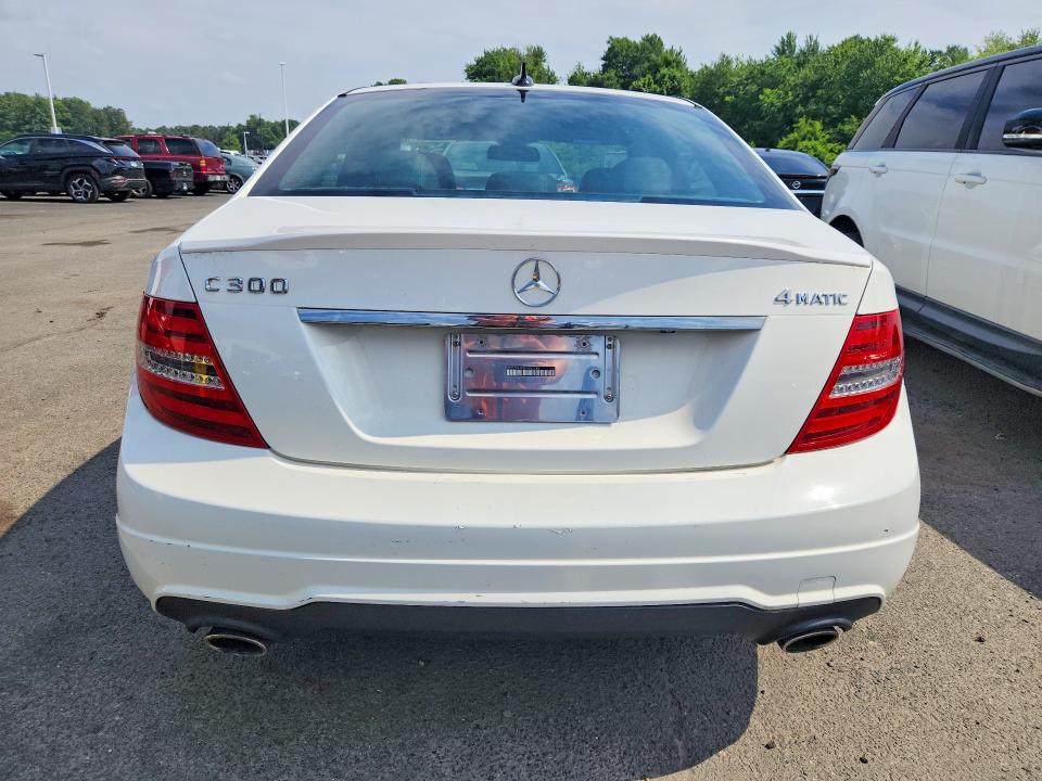 Продажа на аукционе авто 2014 Mercedes-benz C, vin: WDDGF8AB5EA932245, номер лота: 57944976