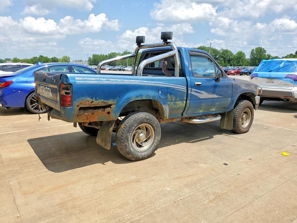 1993 Toyota Pickup მანქანა იყიდება აუქციონზე, vin: 4TARN01P9PZ136374, აუქციონის ნომერი: 58556786
