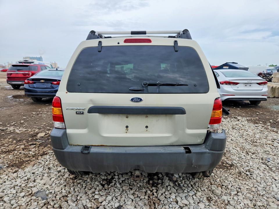 2004 Ford Escape მანქანა იყიდება აუქციონზე, vin: 1FMYU93184KA64096, აუქციონის ნომერი: 56424136