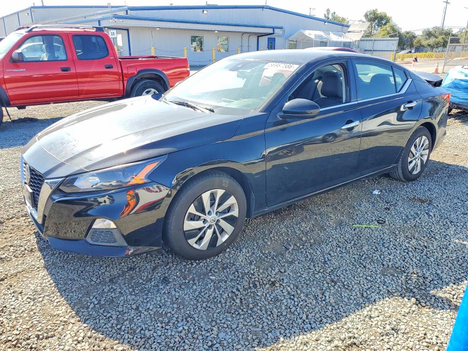 56987586 :رقم المزاد ، 1N4BL4BV2NN345367 vin ، 2022 Nissan Altima مزاد بيع