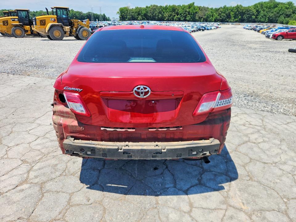 2011 Toyota Camry მანქანა იყიდება აუქციონზე, vin: 4T1BF3EK7BU646243, აუქციონის ნომერი: 58609876