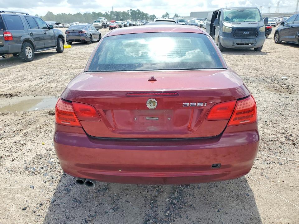 55700306 :رقم المزاد ، WBADW3C51BE538623 vin ، 2011 Bmw 328 مزاد بيع