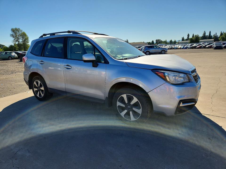 Продаж на аукціоні авто 2018 Subaru Forester, vin: JF2SJAEC4JH552877, номер лоту: 56807696