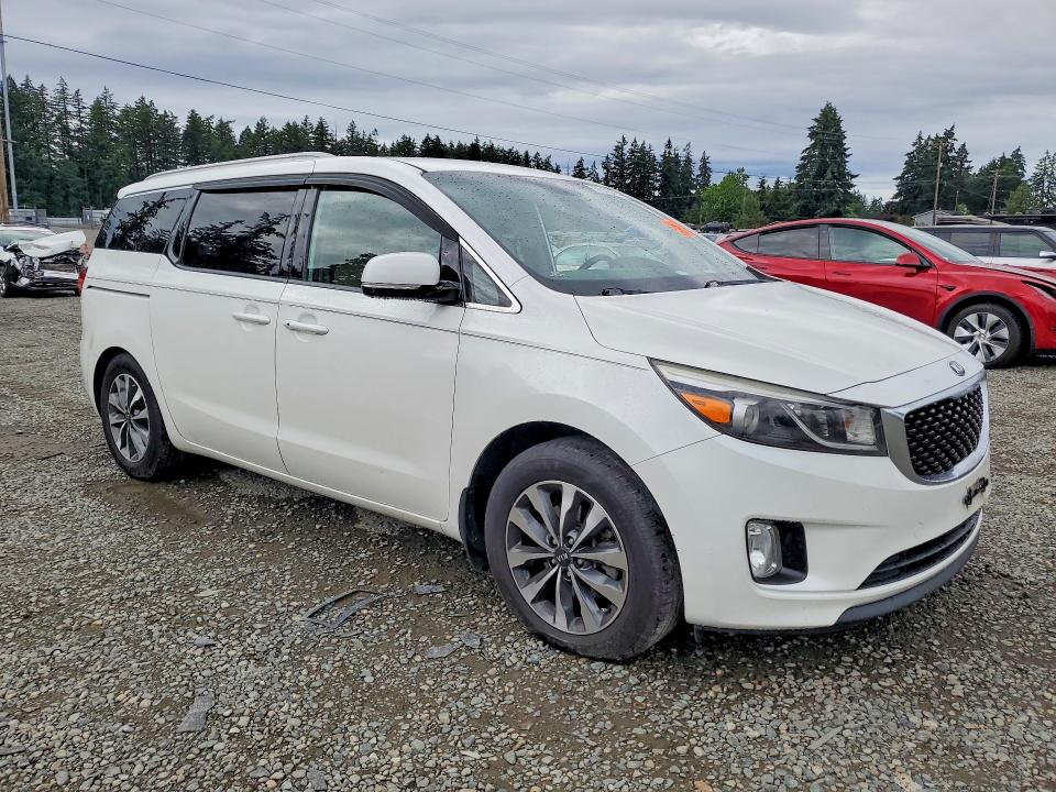 59142546 :رقم المزاد ، KNDMC5C17F6046571 vin ، 2015 Kia Sedona مزاد بيع