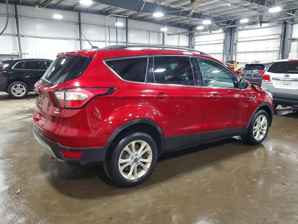 2018 Ford Escape მანქანა იყიდება აუქციონზე, vin: 1FMCU9GD7JUD21697, აუქციონის ნომერი: 58246476