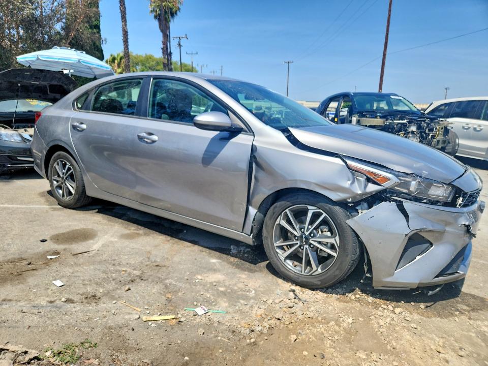 55278986 :رقم المزاد ، 3KPF24AD3RE736836 vin ، 2024 Kia Forte مزاد بيع