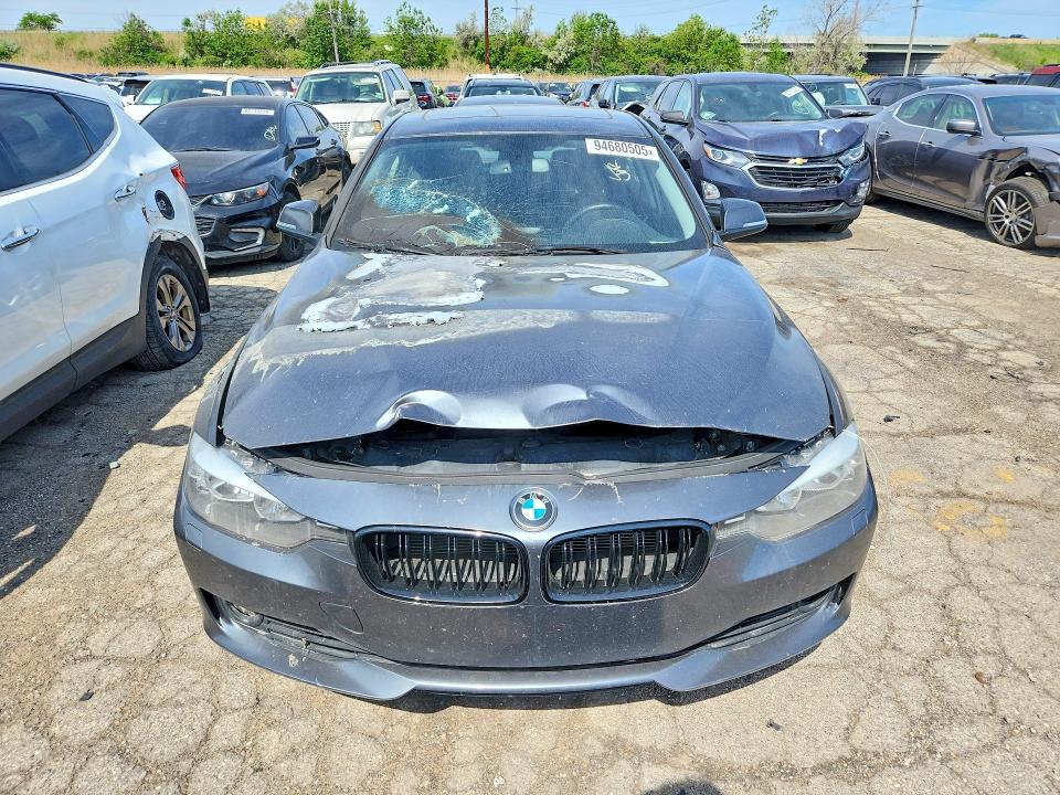 53527656 :رقم المزاد ، WBA3B5C53DF596295 vin ، 2013 Bmw 328 مزاد بيع