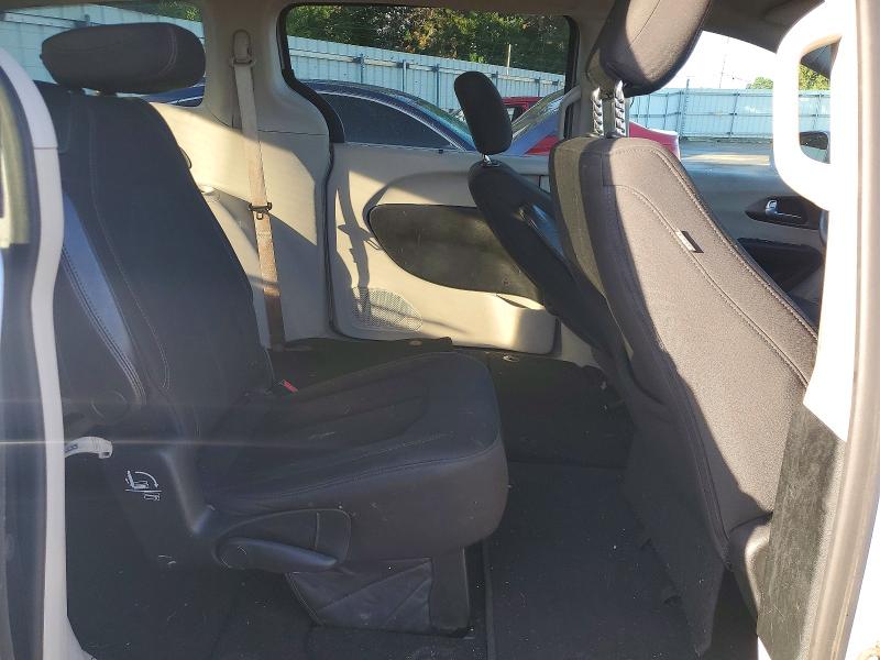 Продаж на аукціоні авто 2018 Chrysler Pacifica, vin: 2C4RC1FG6JR275033, номер лоту: 57908366