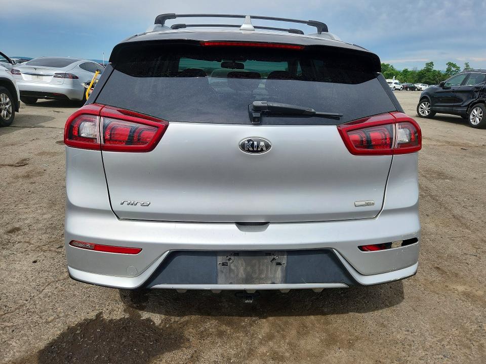 57849906 :رقم المزاد ، KNDCB3LC8K5217395 vin ، 2019 Kia Niro مزاد بيع