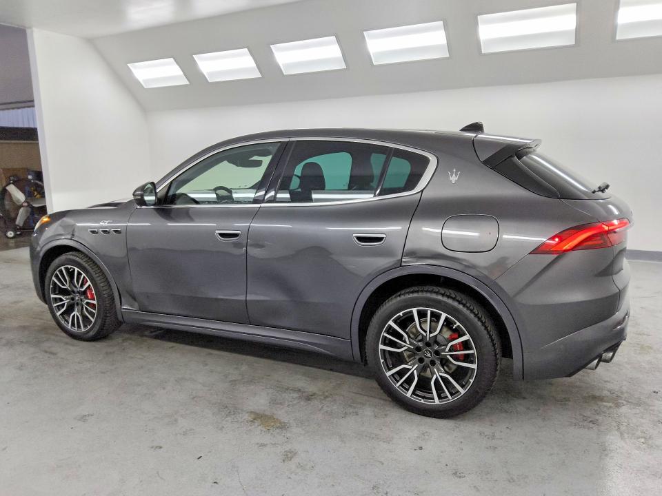 2023 Maserati Grecale მანქანა იყიდება აუქციონზე, vin: ZN682AVA3P7418279, აუქციონის ნომერი: 55326666