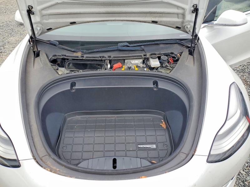 Продаж на аукціоні авто 2020 Tesla Model 3, vin: 5YJ3E1EB1LF621428, номер лоту: 85610695