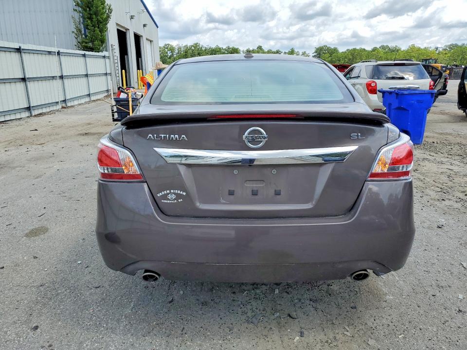 58683836 :رقم المزاد ، 1N4AL3AP8FC257235 vin ، 2015 Nissan Altima مزاد بيع