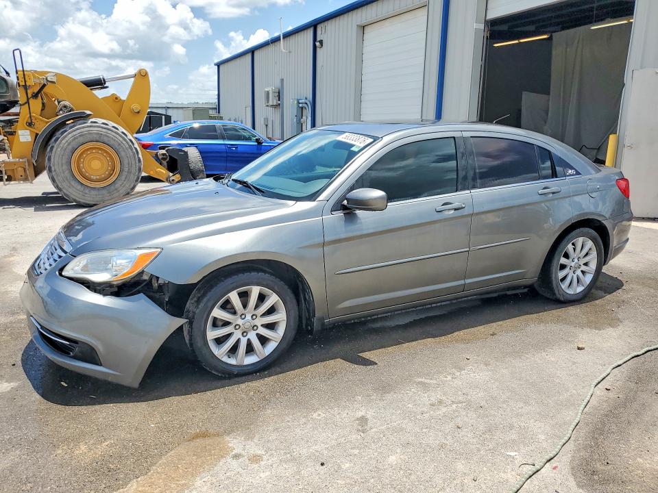 Auction sale of the 2013 Chrysler 200, vin: 1C3CCBBG4DN659822, lot number: 58333876