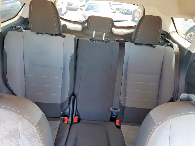 57389446 :رقم المزاد ، 1FMCU0F7XJUB68689 vin ، 2018 Ford Escape مزاد بيع