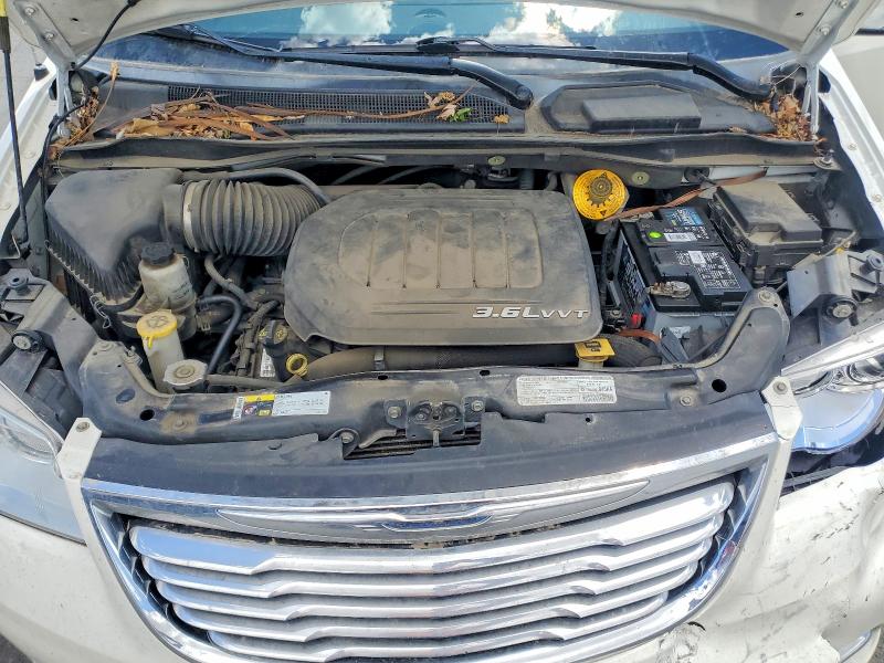 56609116 :رقم المزاد ، 2C4RC1GG8DR786522 vin ، 2013 Chrysler Town & Country مزاد بيع