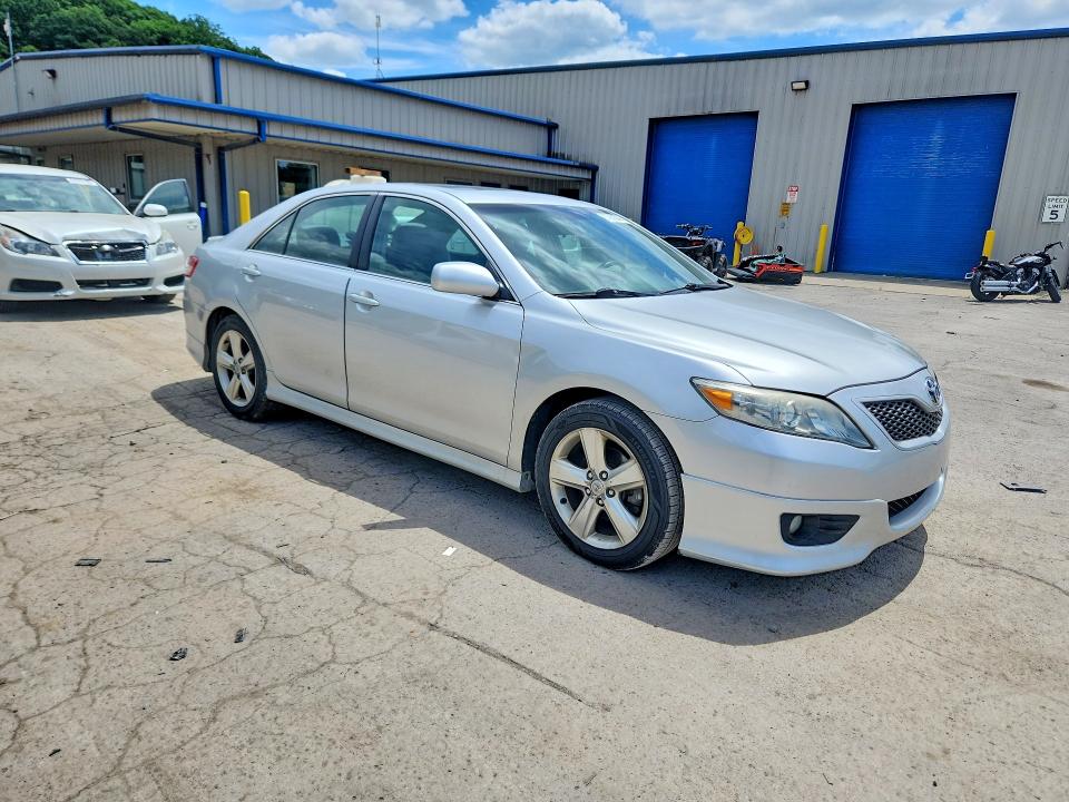 2010 Toyota Camry მანქანა იყიდება აუქციონზე, vin: 4T1BK3EKXAU111398, აუქციონის ნომერი: 57050236