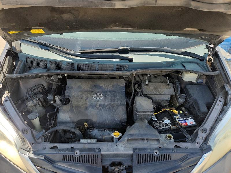 2013 Toyota Sienna მანქანა იყიდება აუქციონზე, vin: 5TDKK3DC8DS404725, აუქციონის ნომერი: 55706086