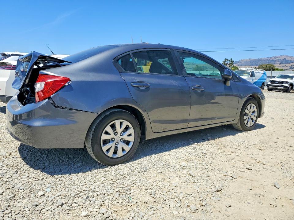 Продажа на аукционе авто 2012 Honda Civic, vin: 19XFB2F51CE355631, номер лота: 57002816