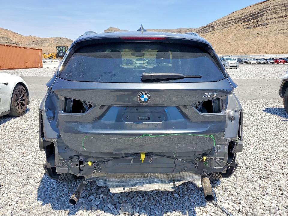 57176436 :رقم المزاد ، WBXHU7C39H5H33349 vin ، 2017 Bmw X1 مزاد بيع