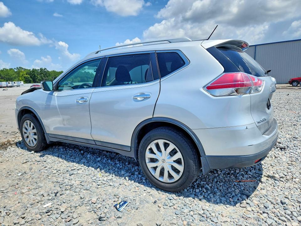 2015 Nissan Rogue მანქანა იყიდება აუქციონზე, vin: 5N1AT2ML7FC807601, აუქციონის ნომერი: 57935716