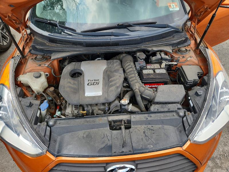 56414986 :رقم المزاد ، KMHTC6AE9FU229016 vin ، 2015 Hyundai Veloster مزاد بيع